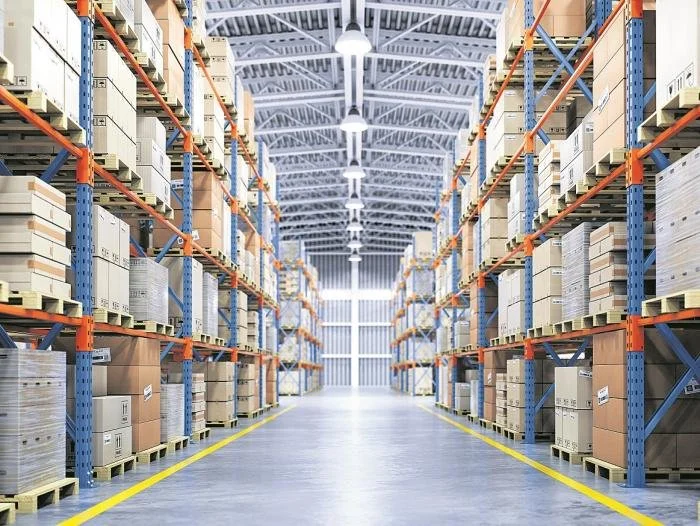 Asignación competitiva de bienes escasos