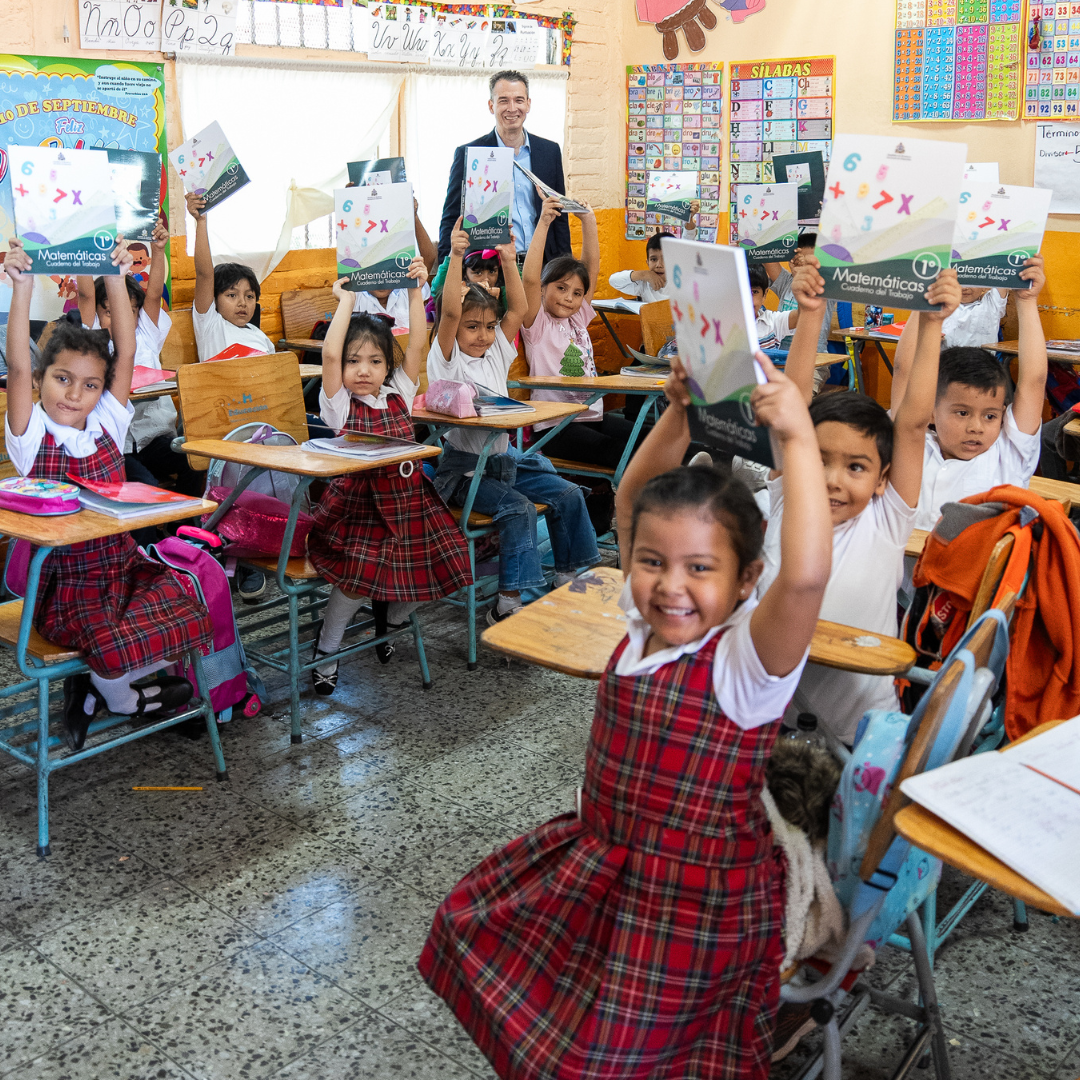 25,000 textos escolares gratuitos entregados el 2026 