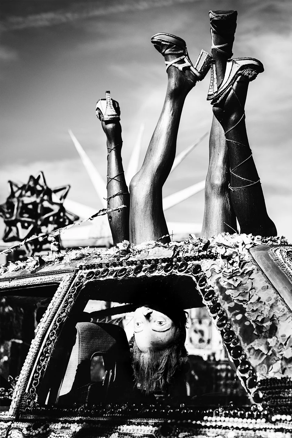 Legs-extending-from-car.jpg