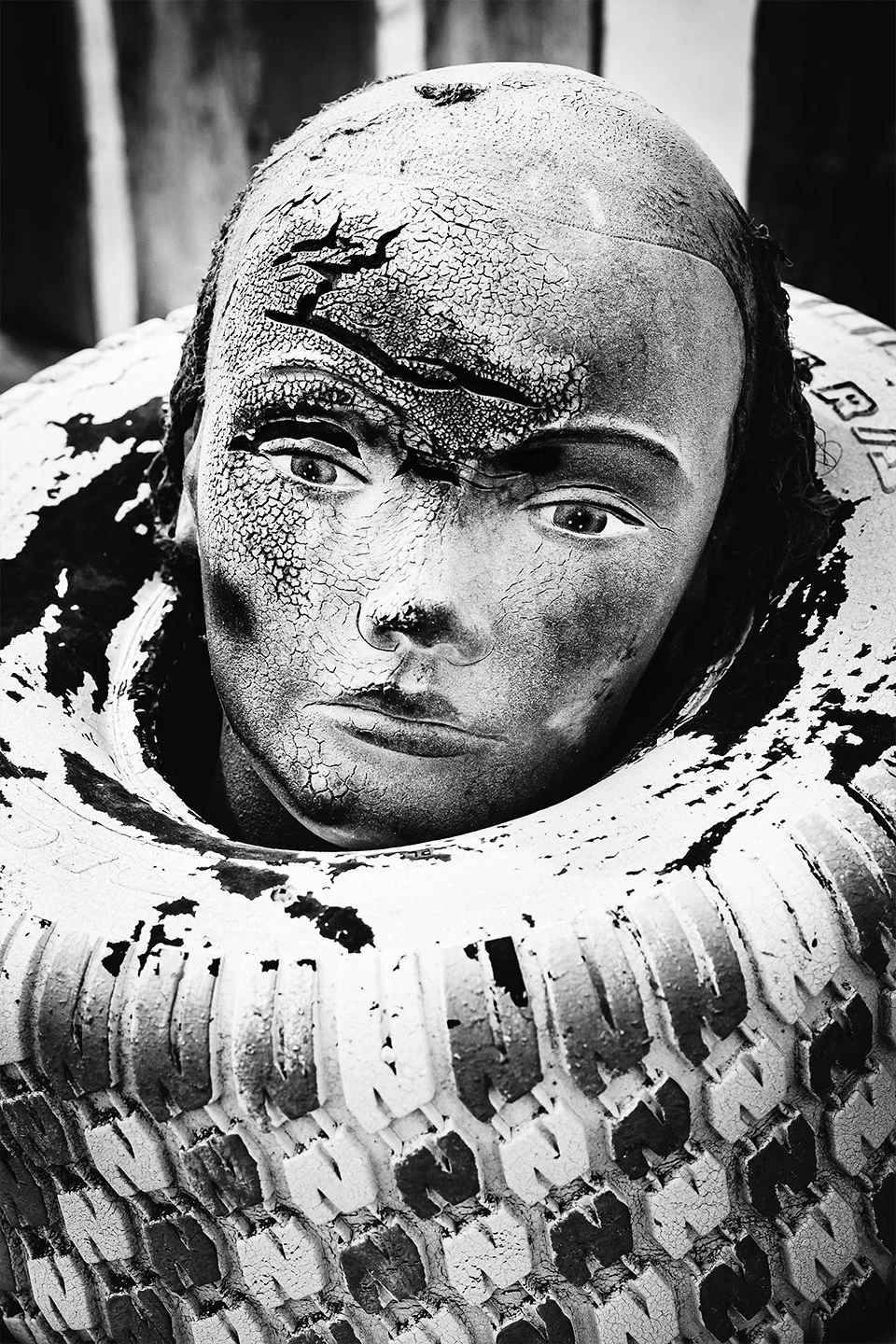 Mannequin-head-in-tire.jpg