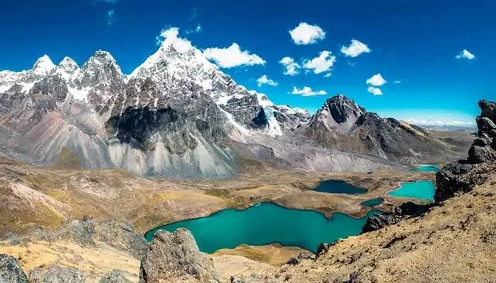 lagoons peru.jpeg