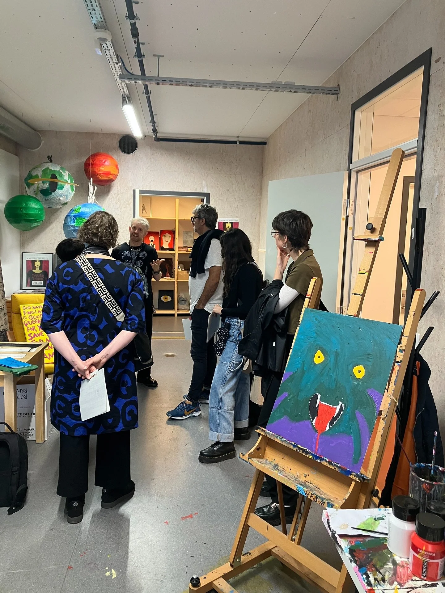 Thank you all who visited us at Tou Atelierhus this weekend for Open Studios Stavanger. Frode Felipe Schjelderup and I are equal parts grateful and exhausted.

1. Photo by Frode Felipe Schjelderup: @coastcontemporary visiting
6. Photo by @siri_borge