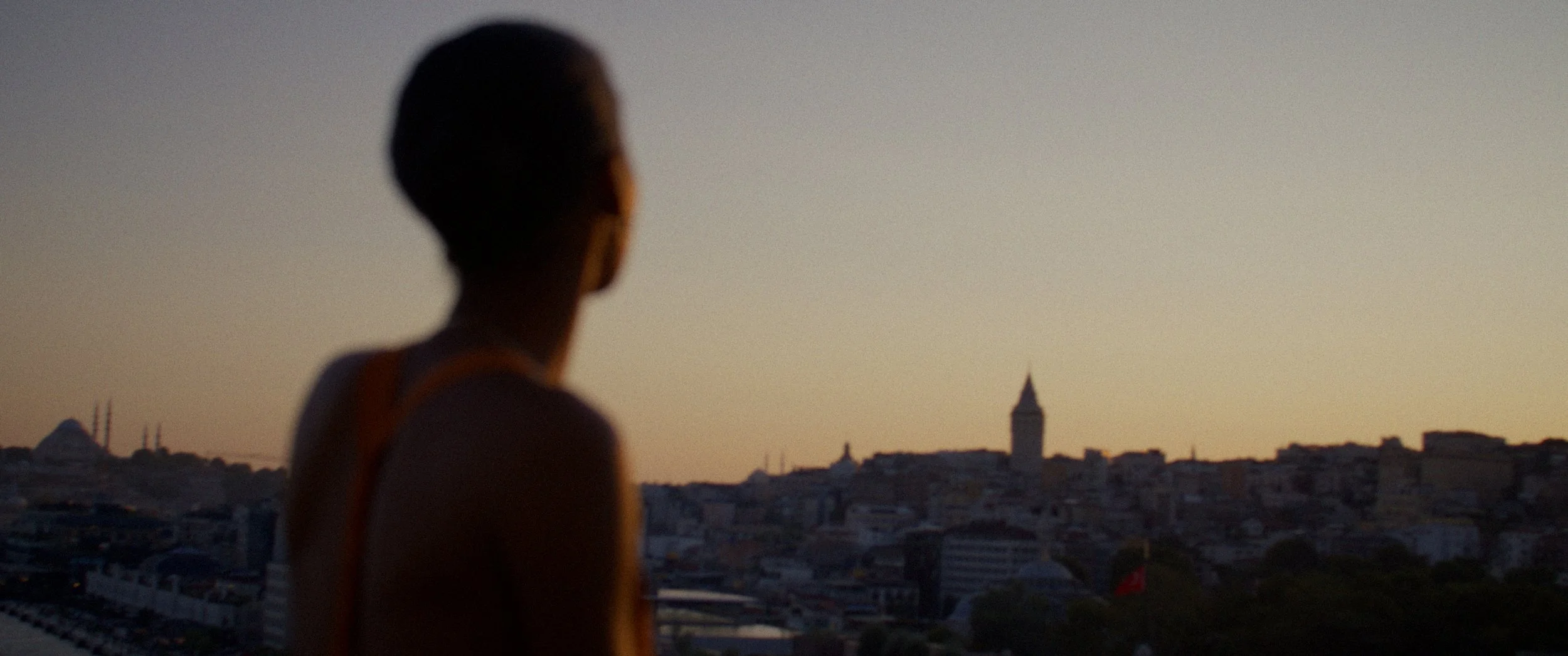 Explora Directors Cut_01_00_00_19.jpg