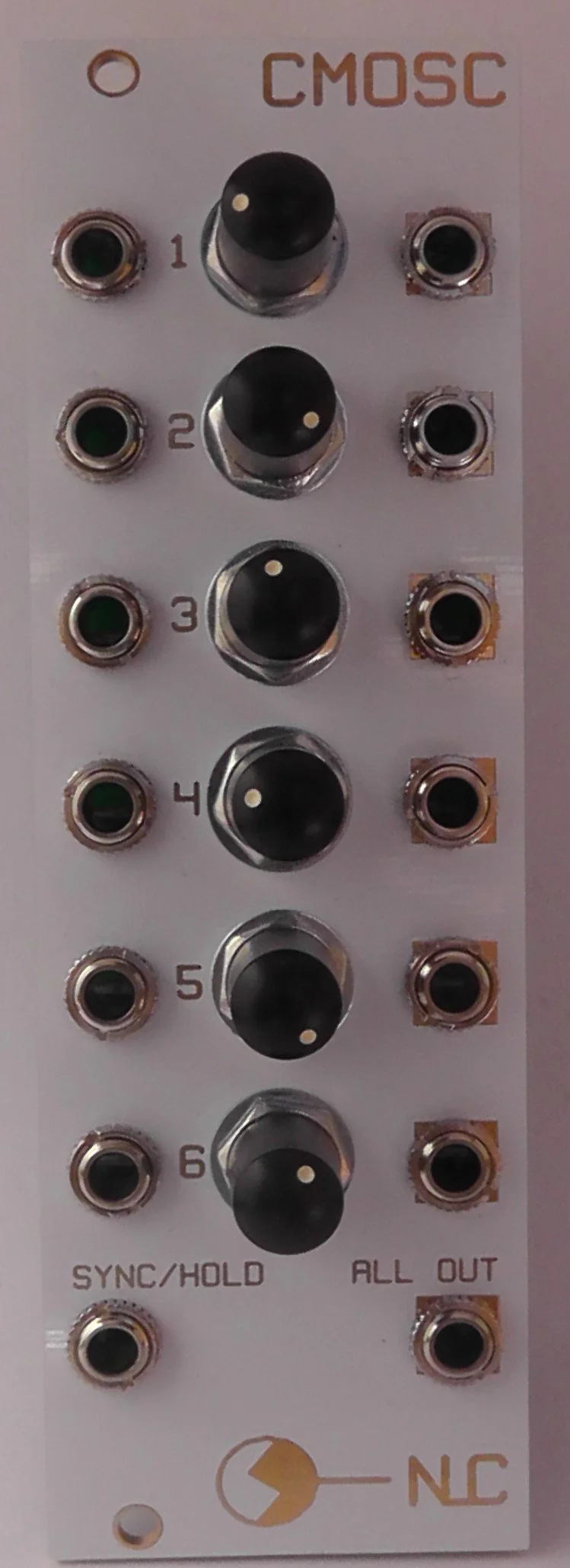 鍵盤楽器 Nonlinearcircuits Beat Freqs NLC gate pattern generator — Nonlinearcircuits