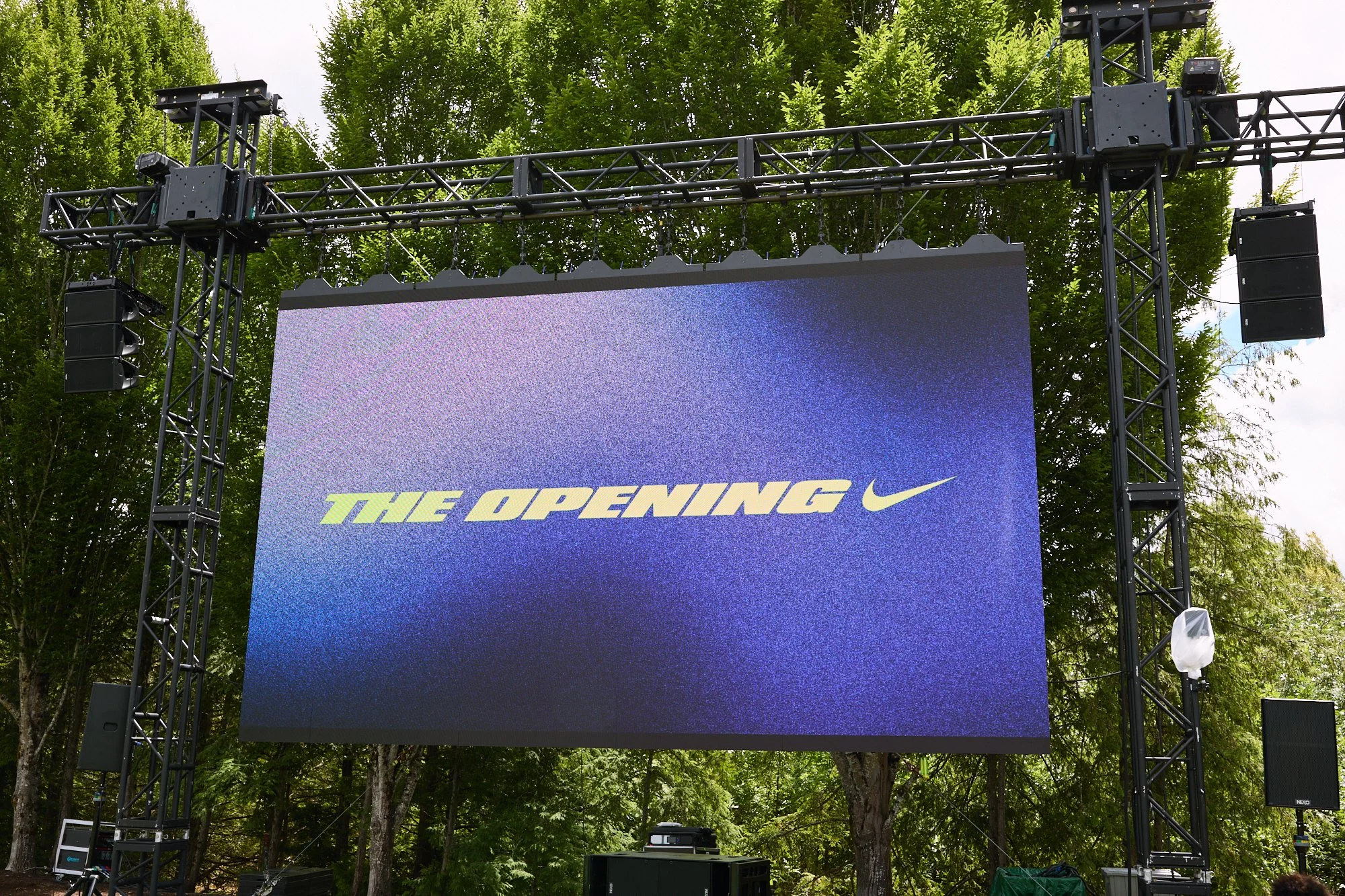 2026_06_Nike_TheOpening_M470.jpg