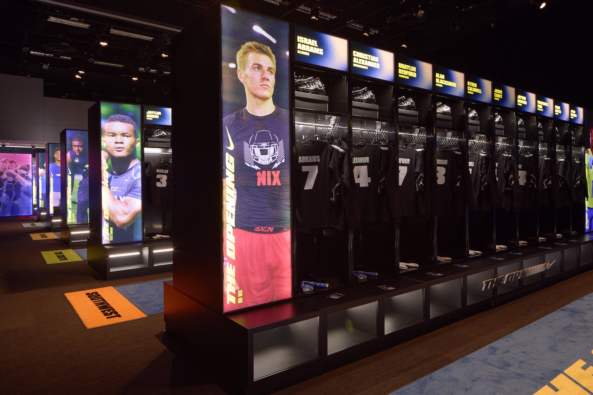 2026_06_Nike_TheOpening_M001.jpg