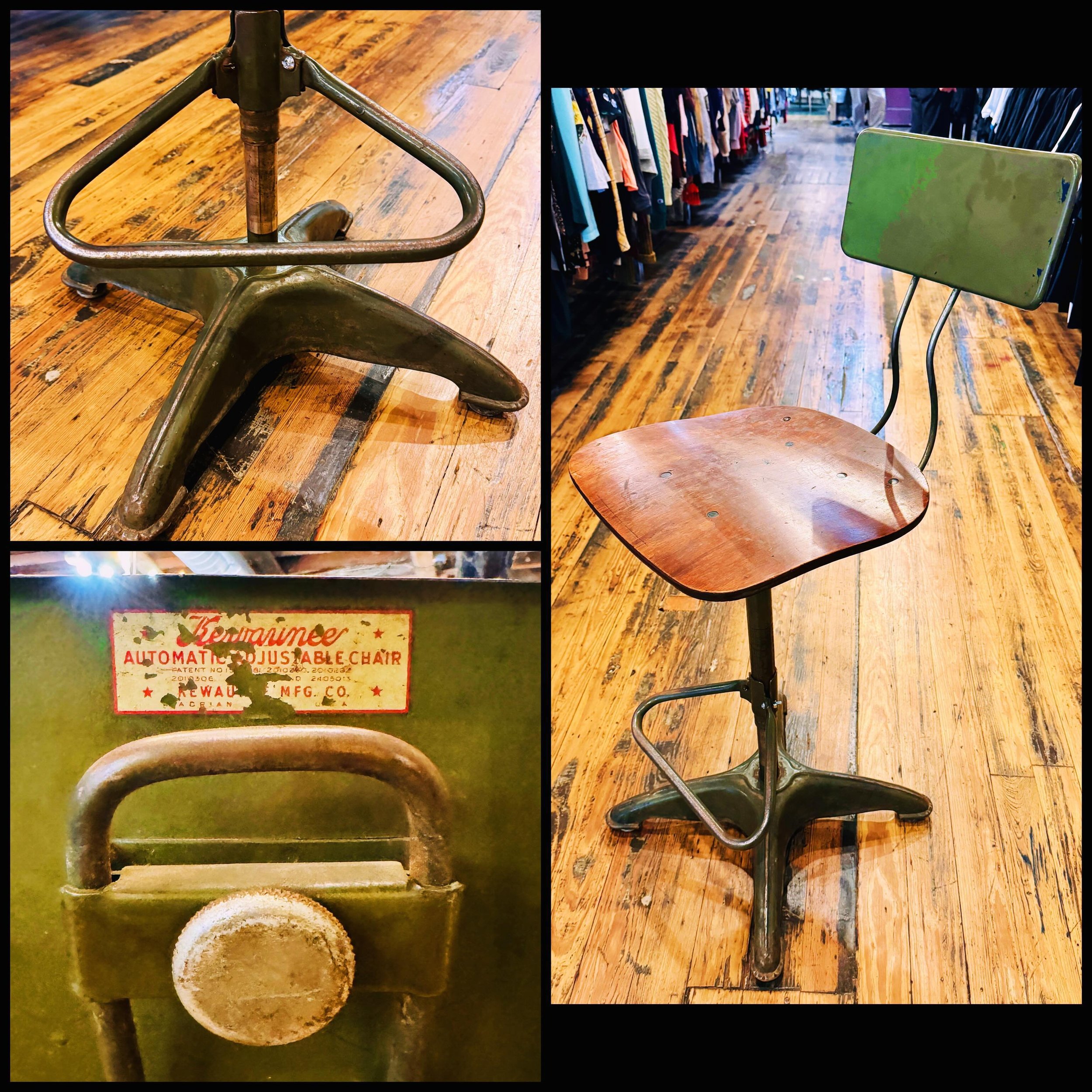 Extra-cool 1930s Kewaunee industrial stool! All metal and wood. Height is adjustable by some sort of internal pressure-based clamping wizardry. These babies are pretty rare/pricey on the olde internet. $140 here though!
#fatrabbitky #1930s #industria