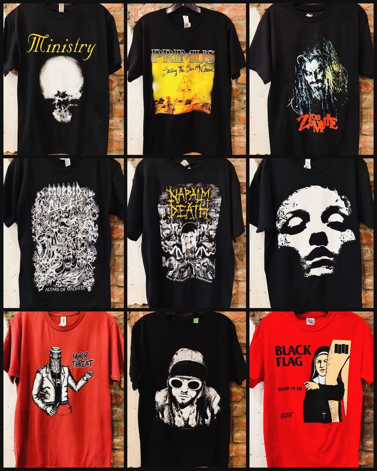 Last shipment of new tees before the end of the holidays! All out now!
#musictees #bandtee #fatrabbitky