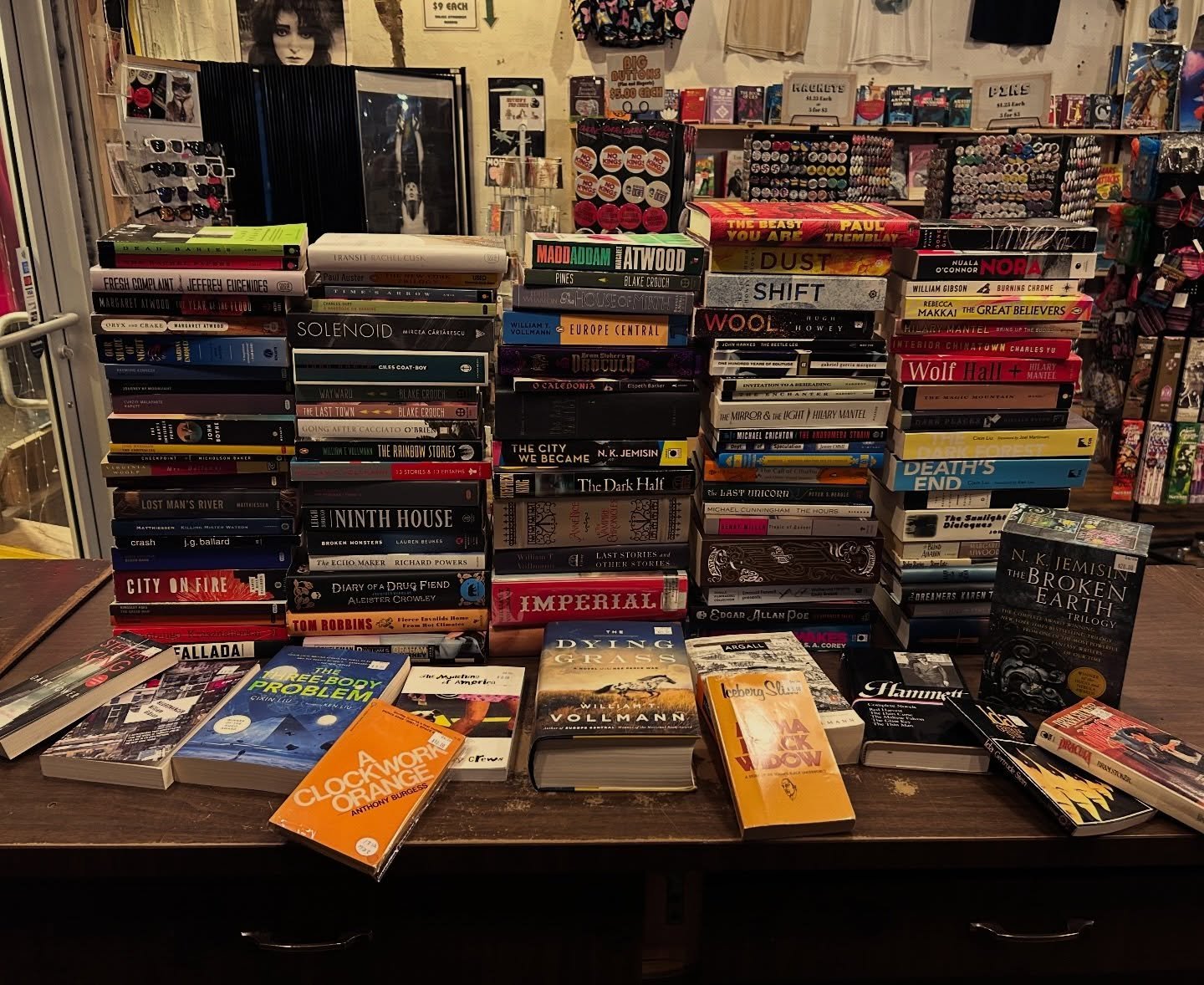 Lotsa great books out for the weekend!