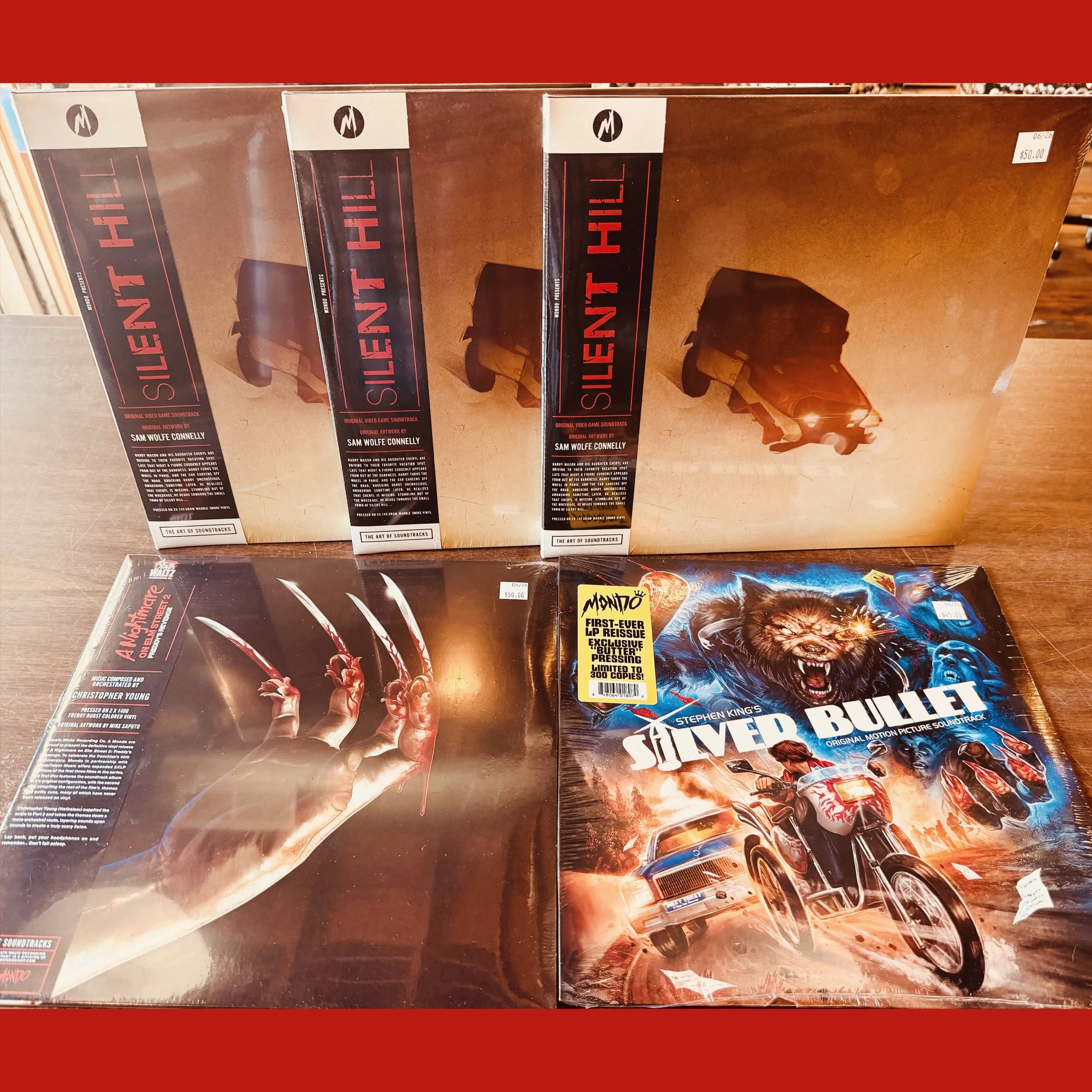 Got in a handful more of some Mondo/Death Waltz soundtracks!
#fatrabbitky #silenthill #silverbullet #nightmareonelmstreet #vinyl