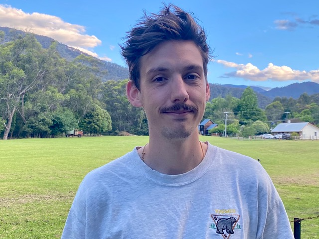 Dr Phil Ward --- Background: FACEM 2021, Aus since 2014, the beautiful north-east of England before that. Not related to Sarah.
Medical Interests: Process management, morbidity and mortality meeting facilitation, IT and the ED
Hobbies: Football (the 