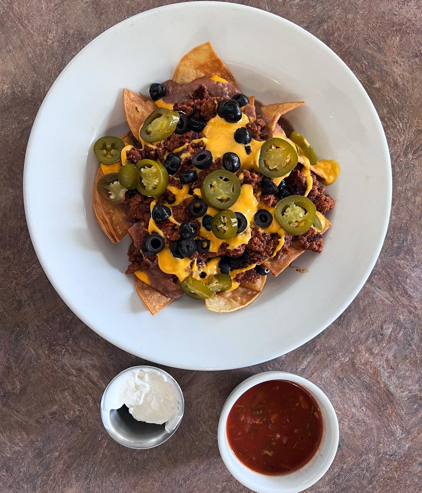 🚨SPECIAL ALERT🚨

Stopping by to watch the game? Make sure you grab an order of nachos while you can! 🍽

Every Saturday and Sunday during football season 🏈🏟🎉