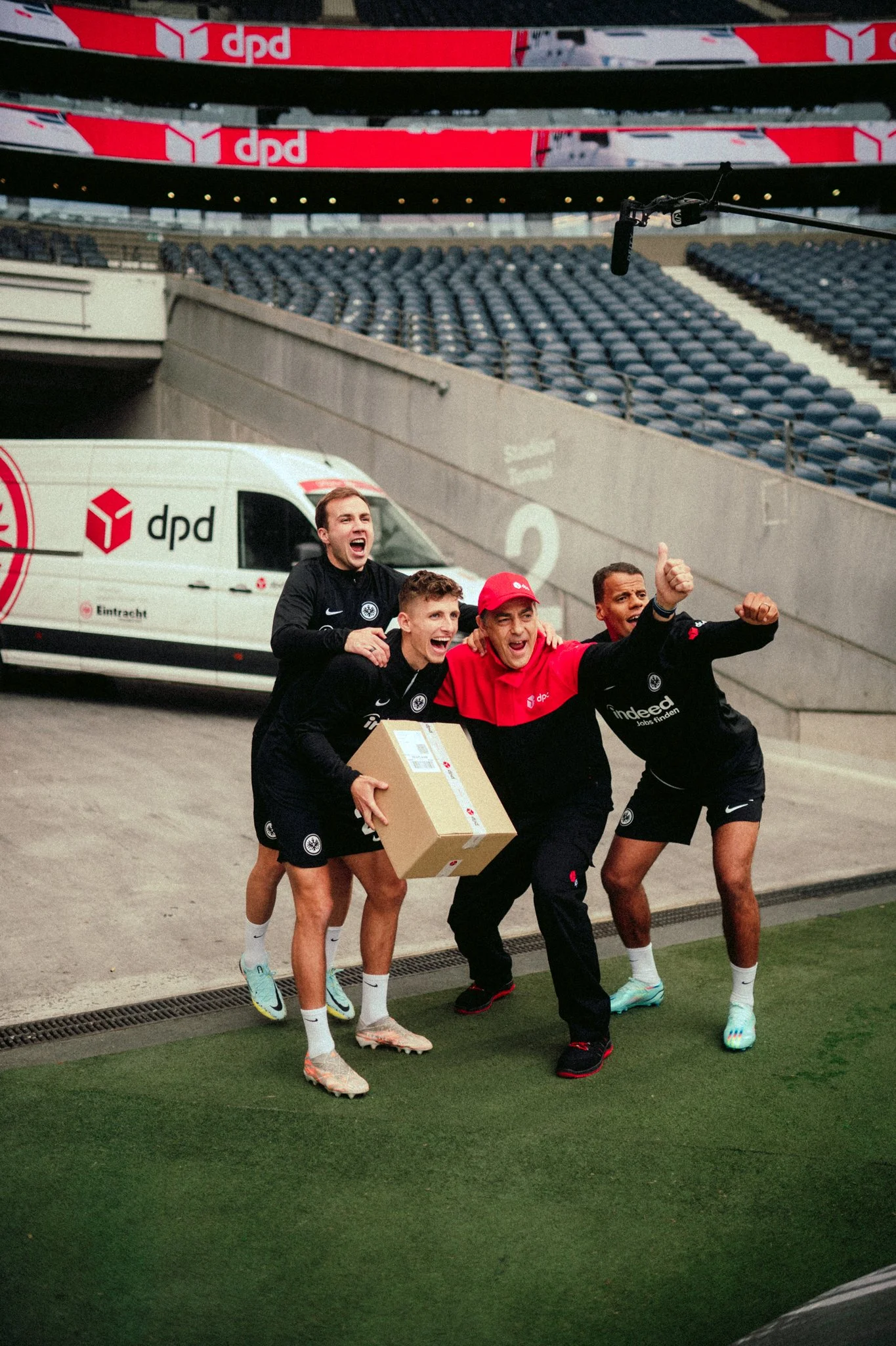 DPD_Eintracht_BTS_SPK6885_web72dpi.jpg