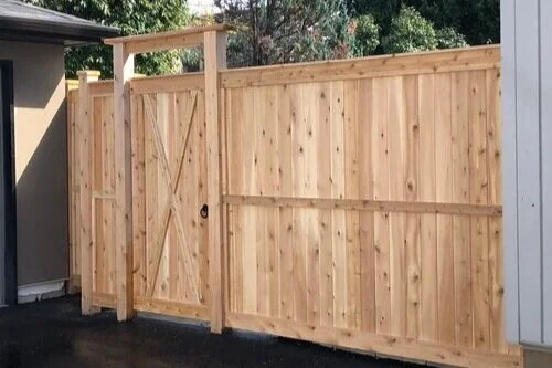 Lanark Cedar Richmond Fence panel and Gate