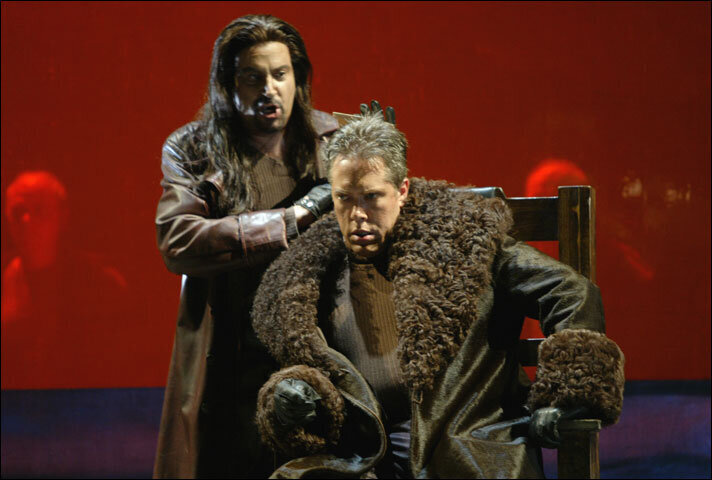   As Enrico  |  Lucia Di Lammermoor  New York City Opera Photographed by Carol Rosegg 