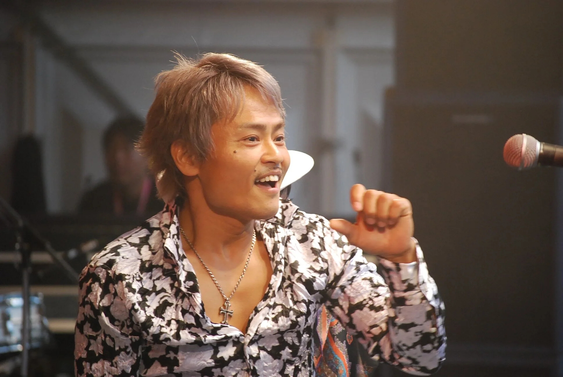 橋本 橋本よしお｜はしもとよしお | 芸能プロダクション×映像制作 | OFFICE