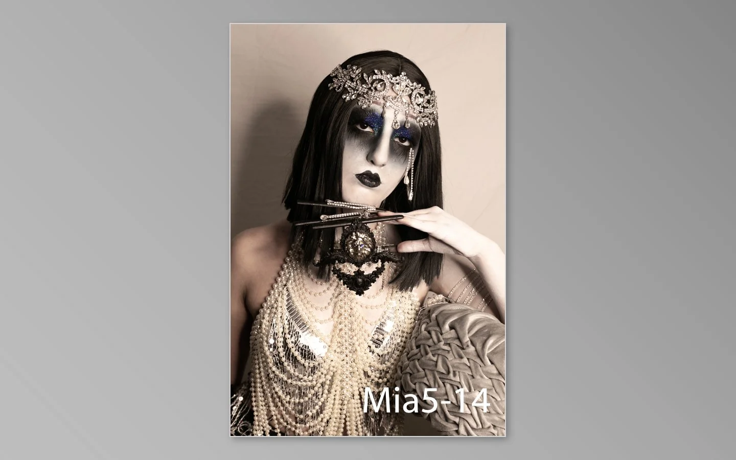 Mia previews-14.jpg