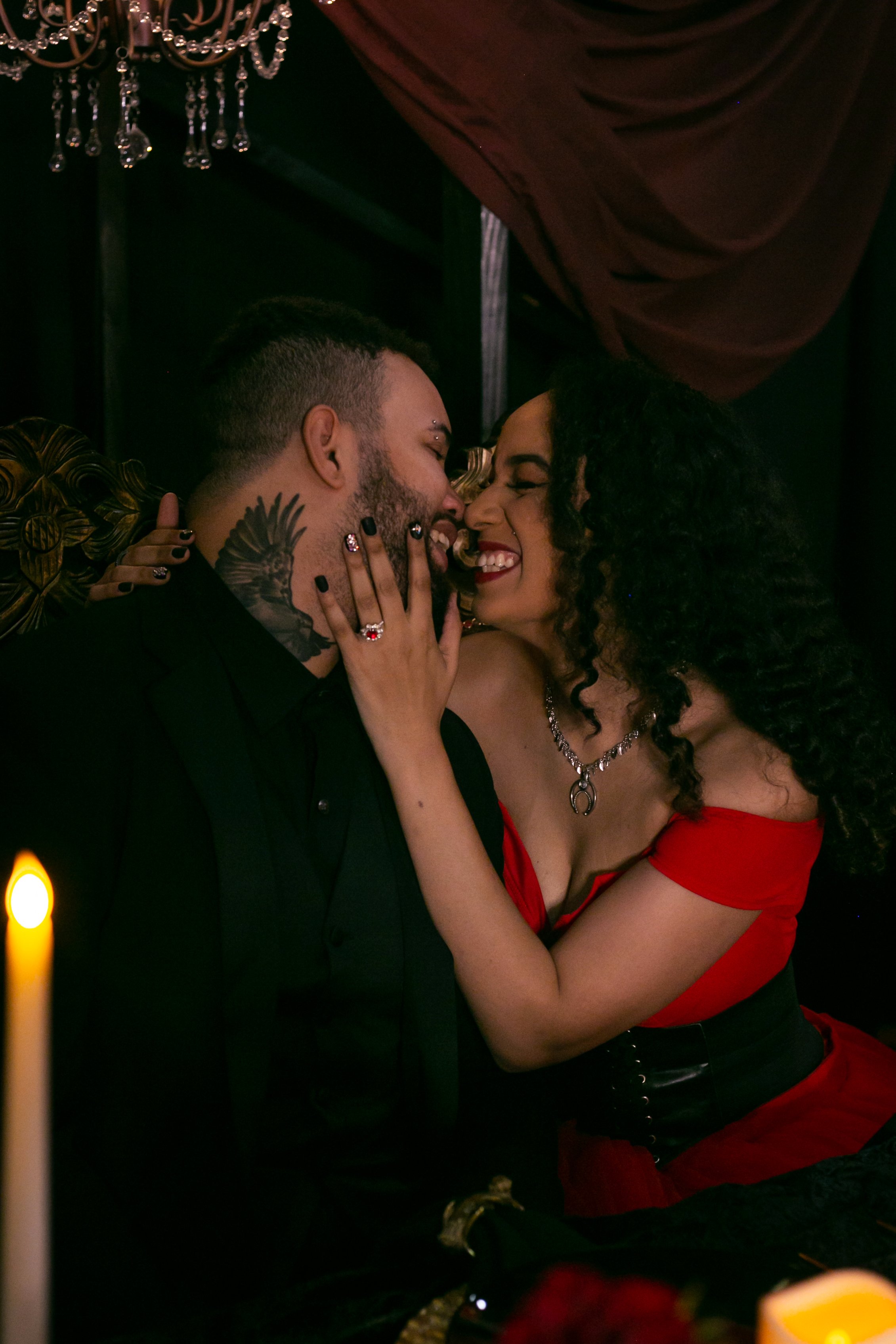 Bride in Groom in love photo in Salem Oregon.