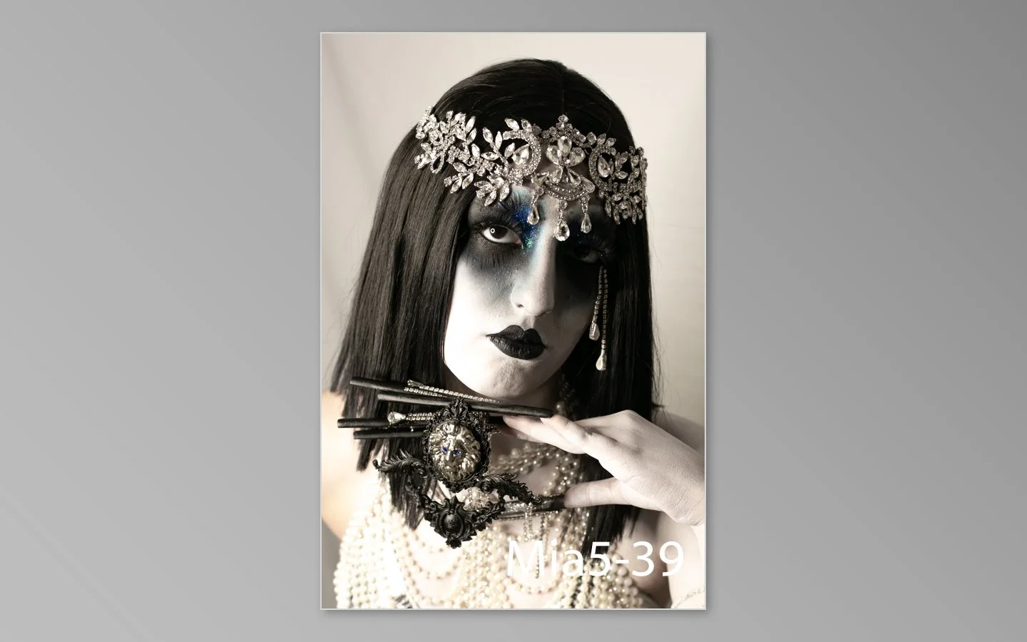 Mia previews-39.jpg