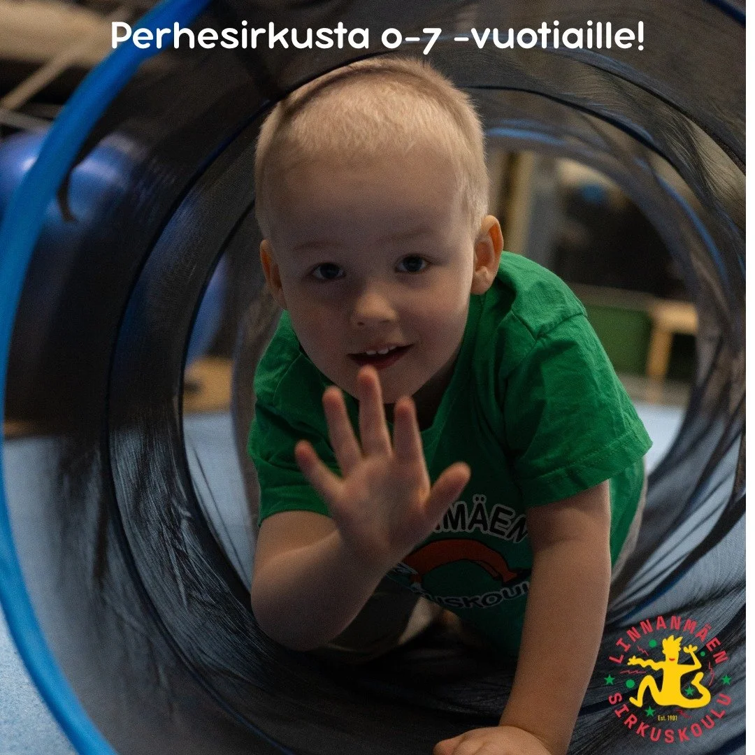 Moikka,

Perhesirkustunnit alkavat pian! Tunnille voi tulla oman vanhemman, isovanhemman, kummin, serkun tai vaikka isosisaren kanssa.

Vauvat, taaperot ja pikkukoululaiset p&auml;&auml;sev&auml;t tutustumaan sirkuksen maailmaan turvallisessa ja kann