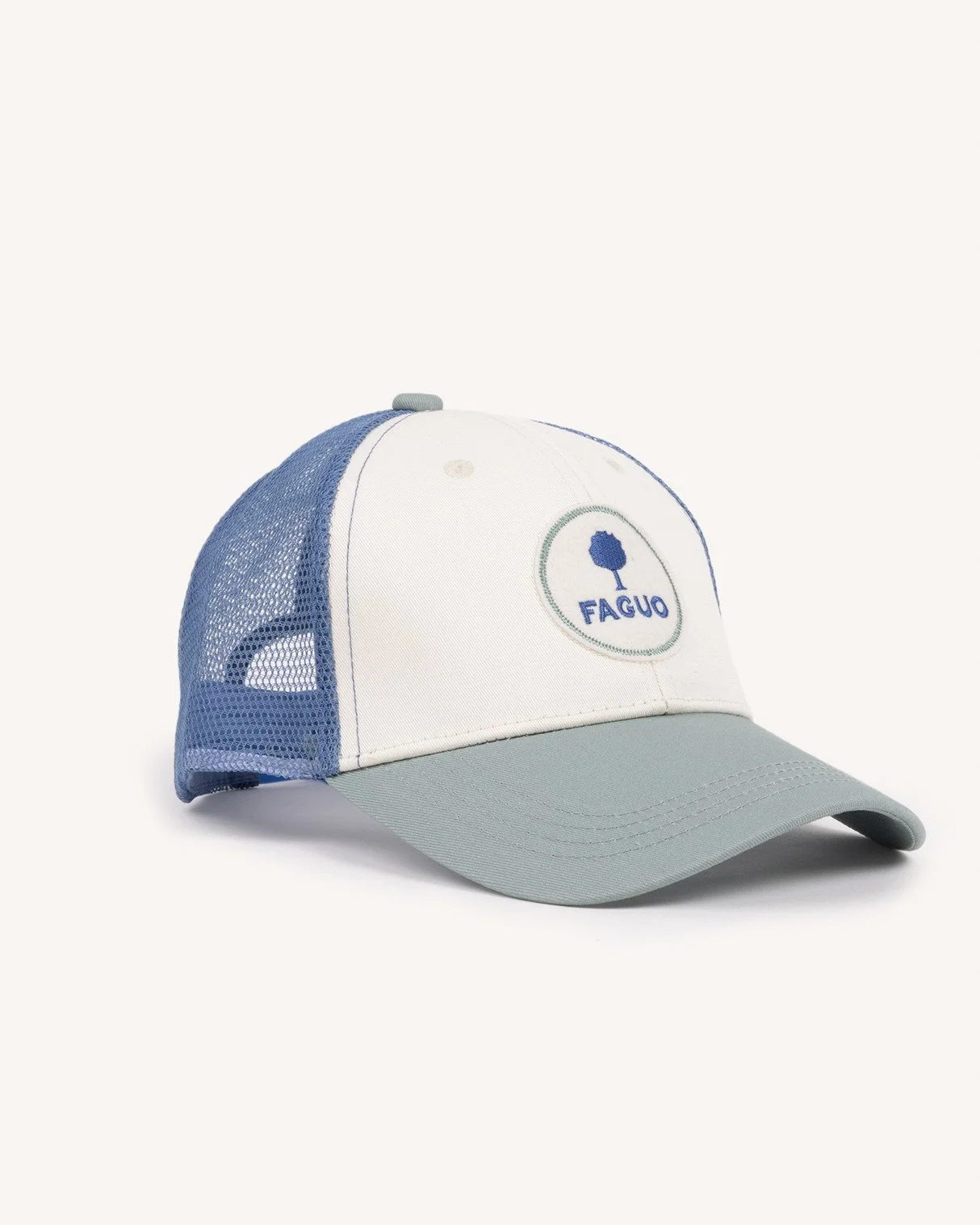 prod-47140-casquette-vert-bleu-polyester-recycle-modele-trucker-cap-1214x1517-s.jpg