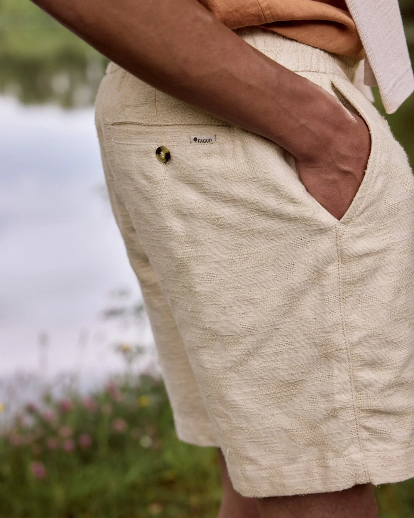 prod-48322-short-ecru-coton-modele-chevre-1411x1764-s.jpg