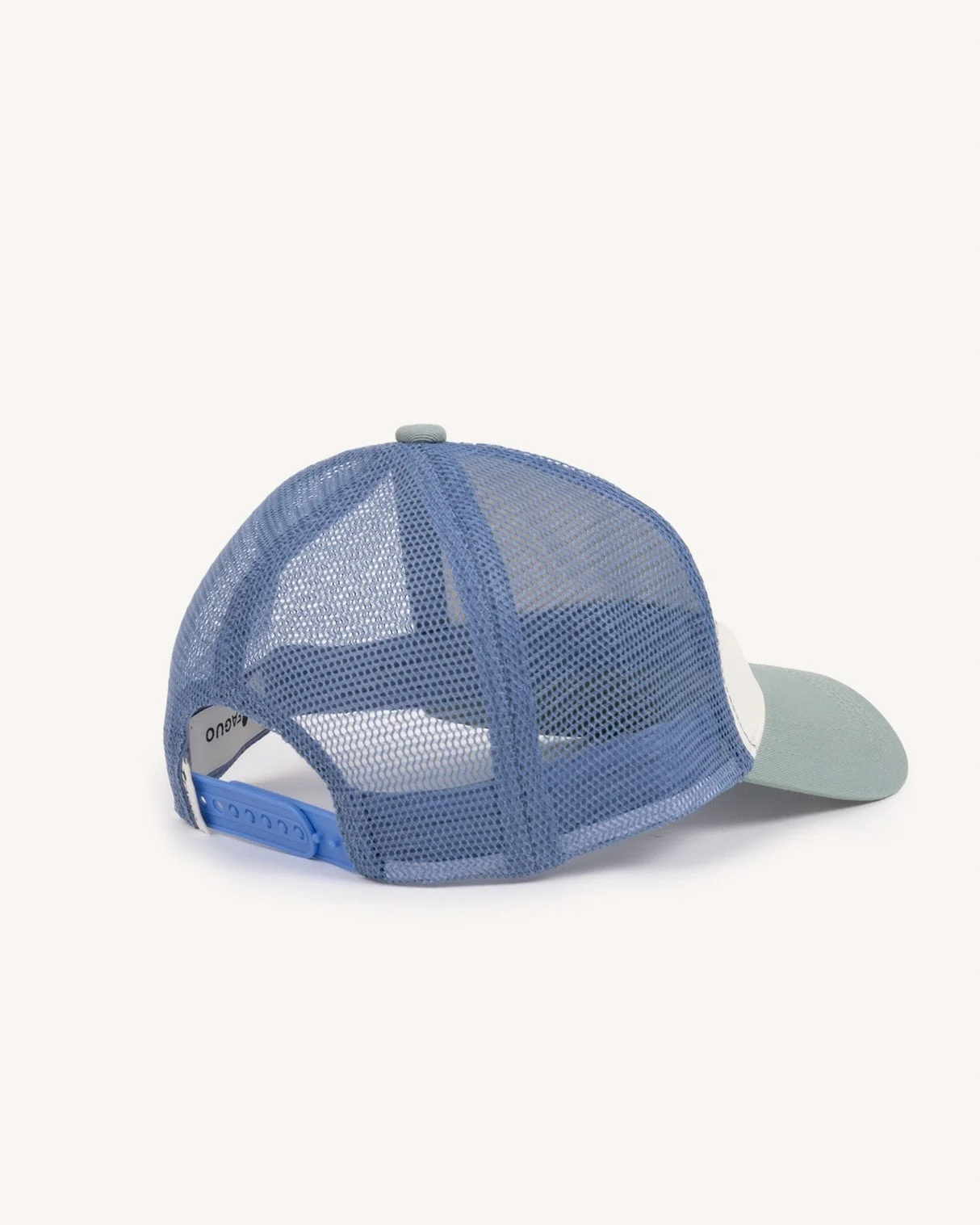 prod-47141-casquette-vert-bleu-polyester-recycle-modele-trucker-cap-1214x1517-s.jpg