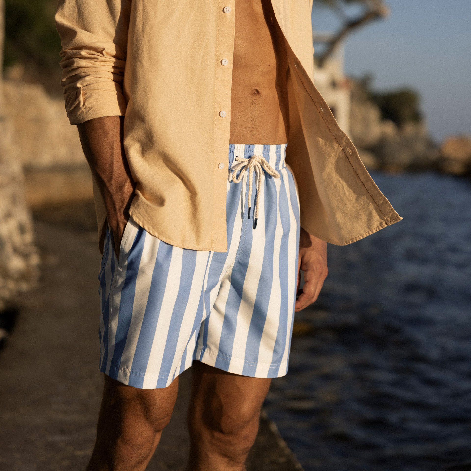 prod-37114-maillot-de-bain-ecru-bleu-clair-polyester-recycle-modele-mimizan-1920x1920-s.jpg