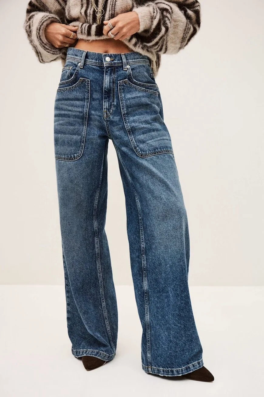 1H25ZOEL_BLUEJEANS_4_3_11zon.jpg