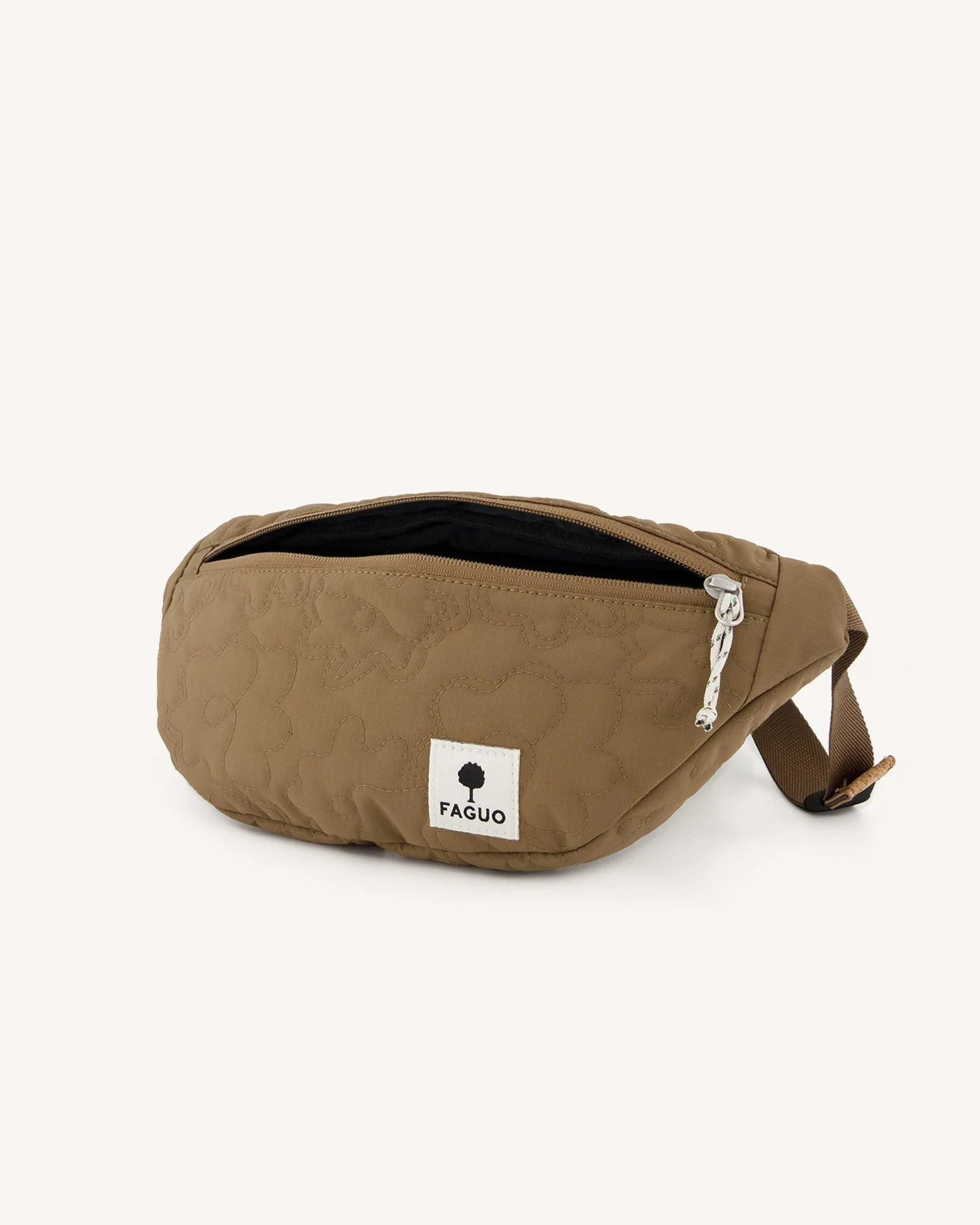 prod-47940-sac-banane-marron-clair-polyester-recycle-modele-banane-cambium-1412x1764-s.jpg