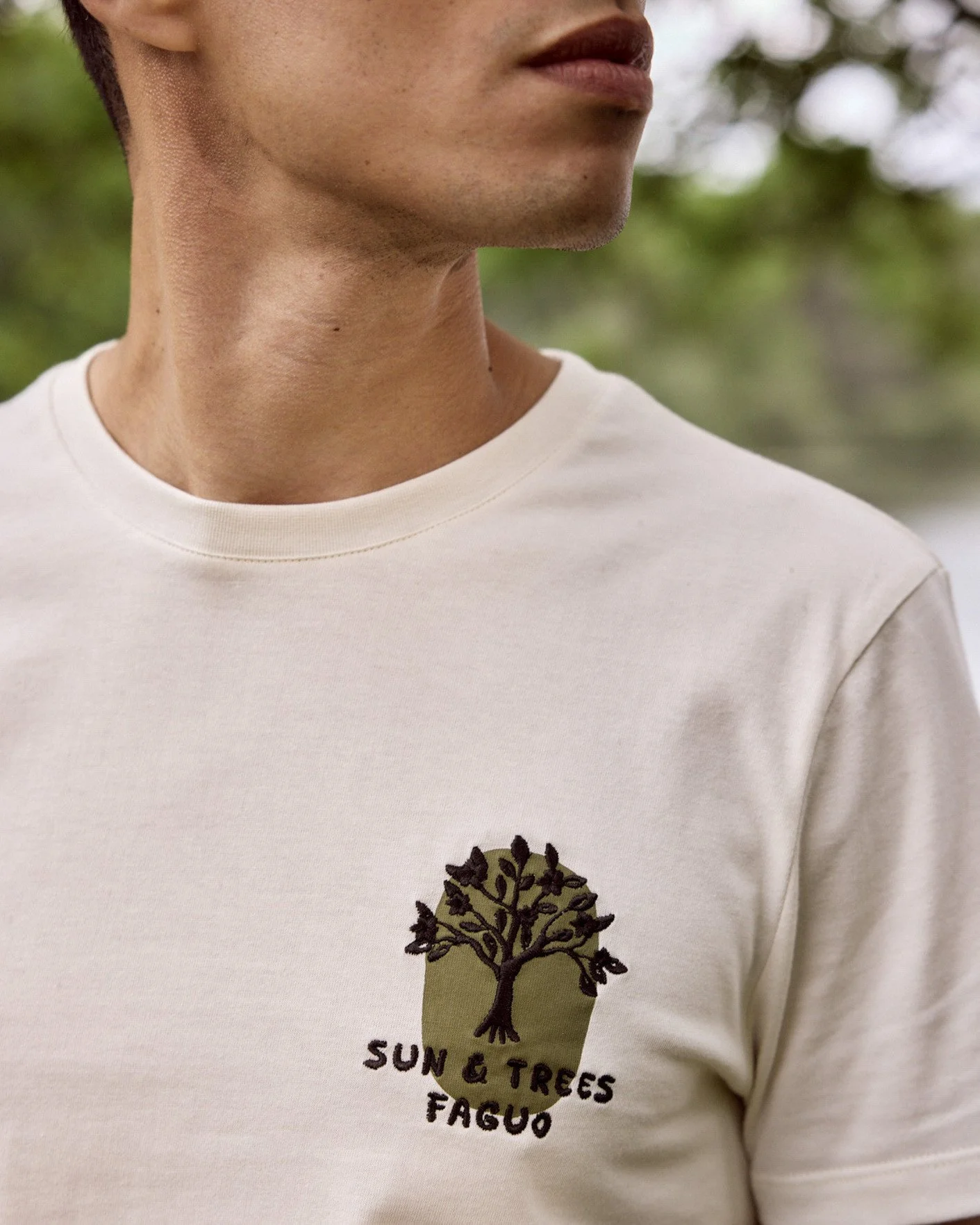prod-48987-t-shirt-ecru-coton-modele-arcy-1411x1764-s.jpg