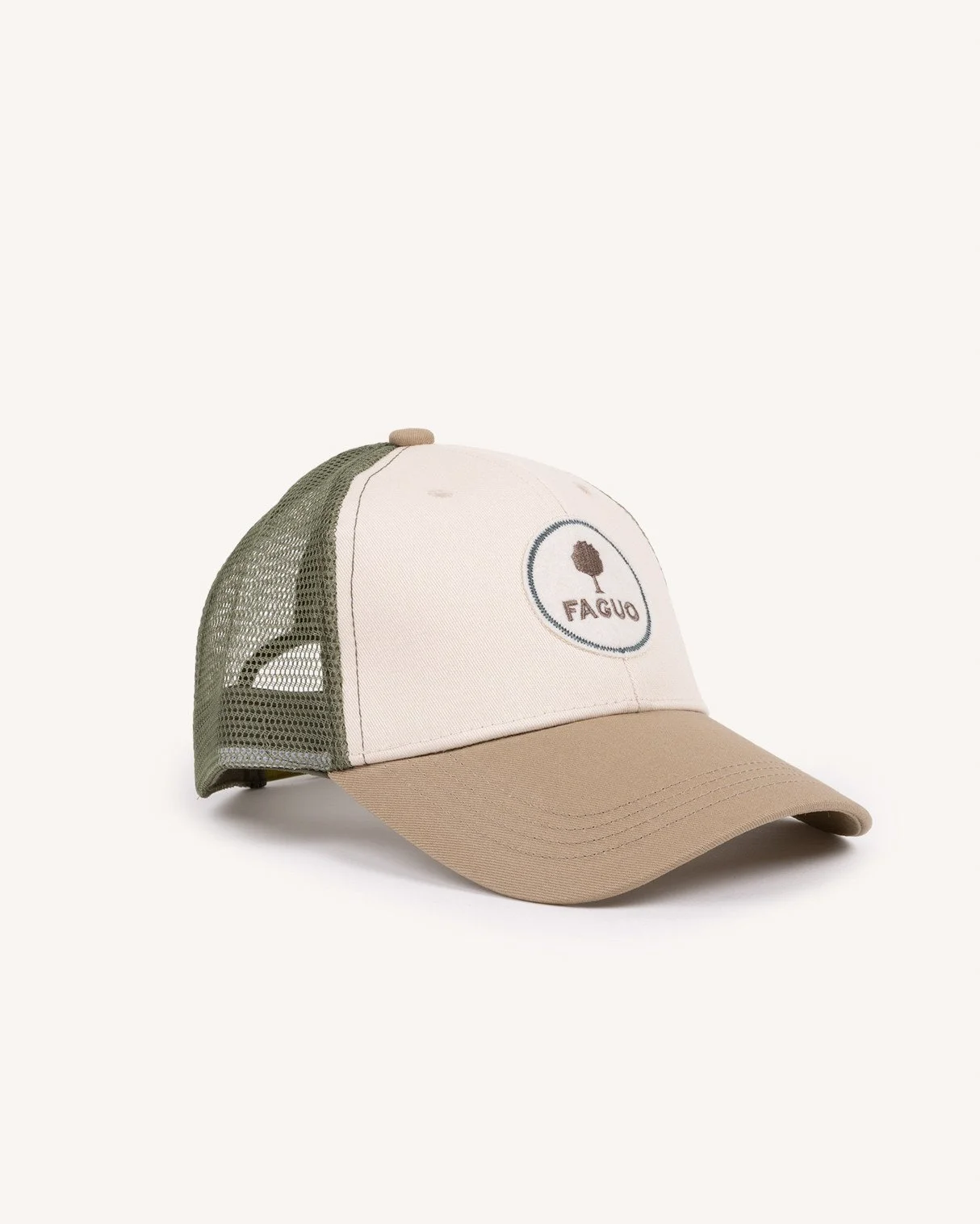 prod-47125-casquette-beige-clair-vert-polyester-recycle-modele-trucker-cap-1214x1517-s.jpg