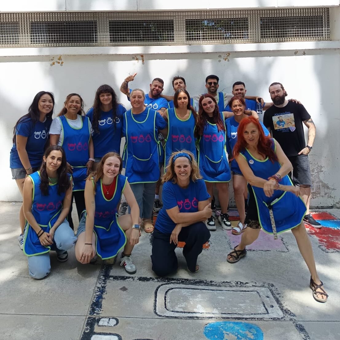 ✨ Equip de migdia a tope! 💙 @escolamasfalco 

A l&rsquo;Escola Mas Falc&oacute; sabem que el temps de migdia &eacute;s un espai educatiu ple de joc, acompanyament i cura. I tot aix&ograve; &eacute;s possible gr&agrave;cies a aquest equip&agrave;s! ?