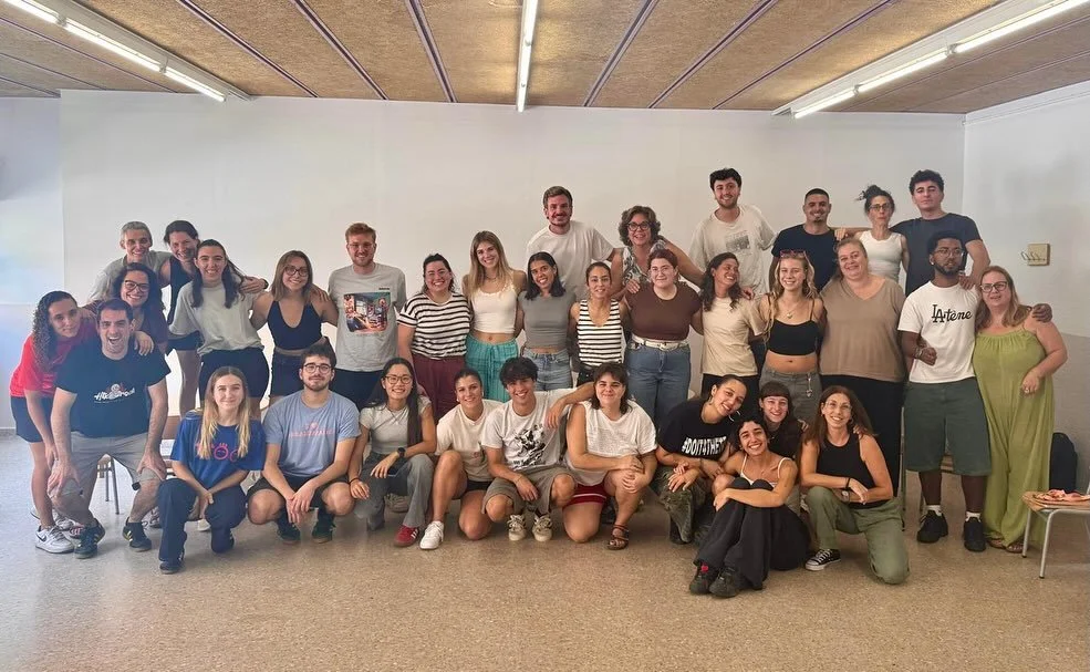 📚✨ Iniciem el curs amb energia i compromís!
La setmana passada vam compartif una jornada de reunió-formació amb tot l’equip d’educadores de Valors i l’equip directiu de l’Escola Jaume I.
🤝 Un espai per