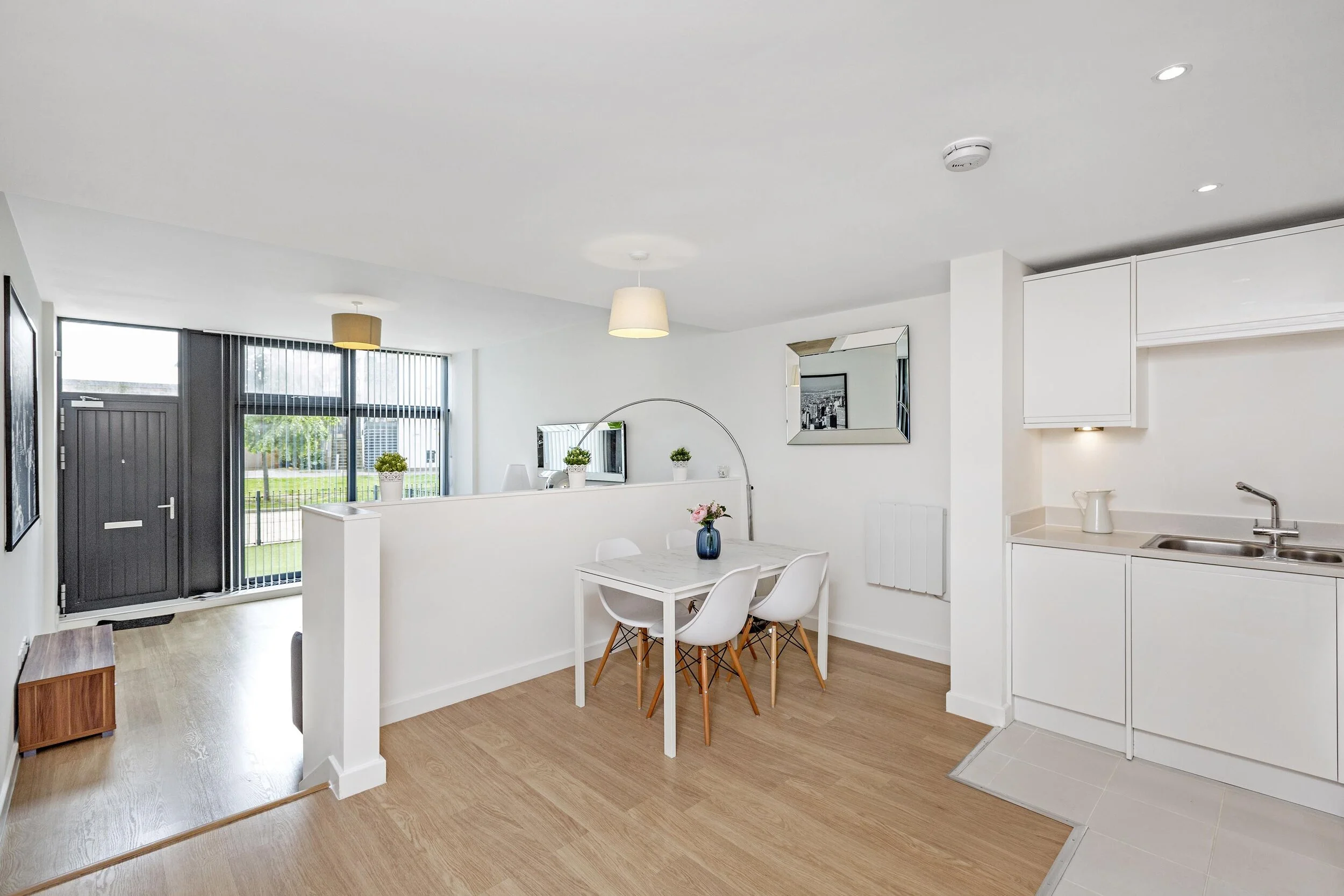 16482_nathan_jones___19a_durnsford_road___8_lo.jpg