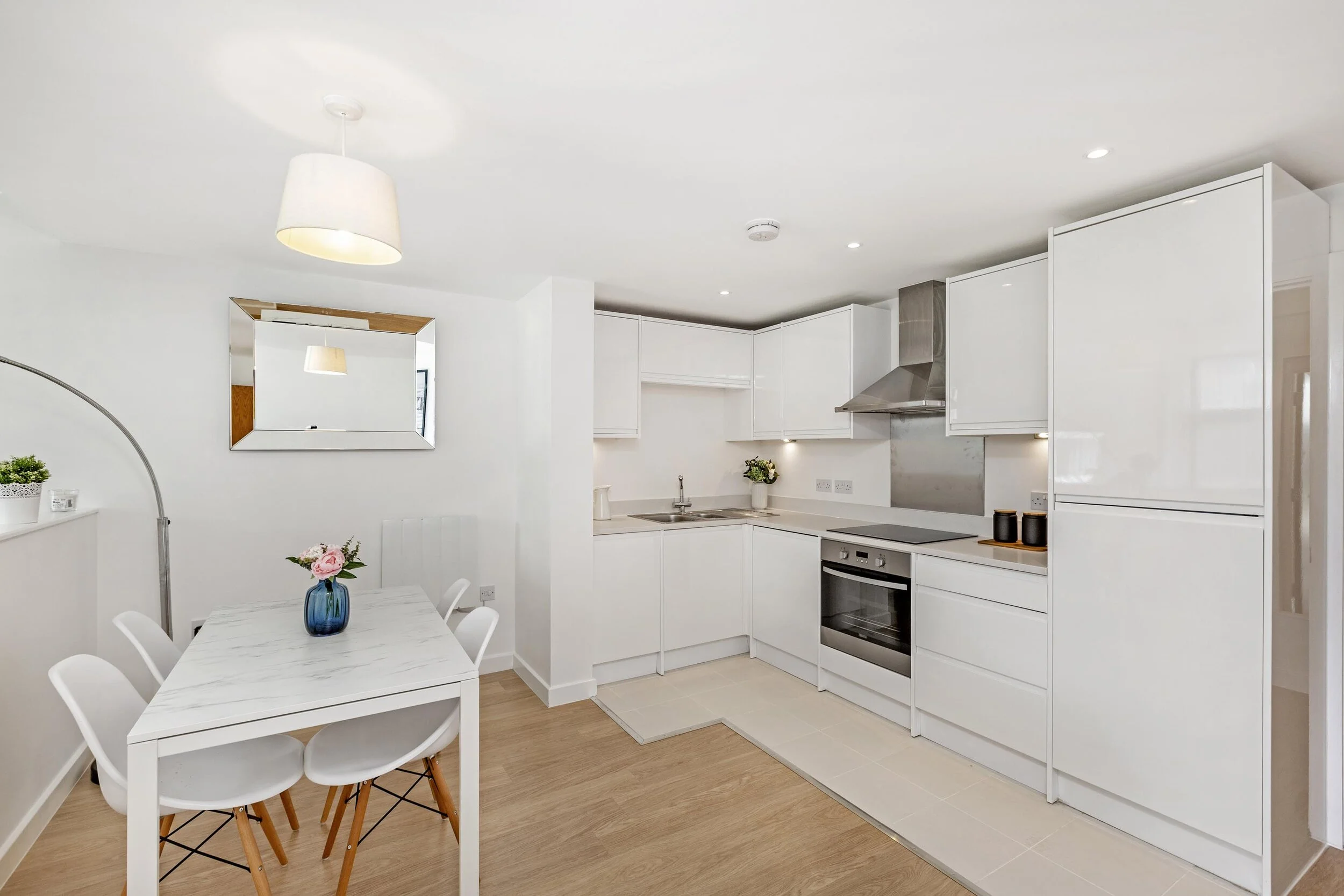 16482_nathan_jones___19a_durnsford_road___5_lo.jpg