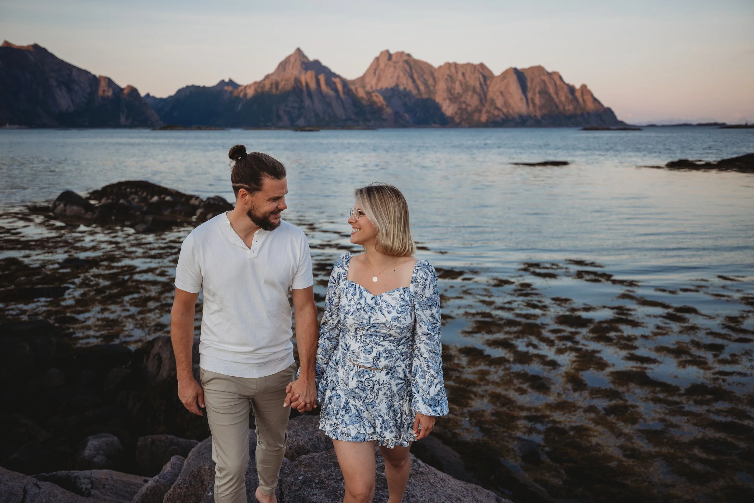 Jillian Høiberg Photography - 2025- Lofoten Couple Photography-18.jpg