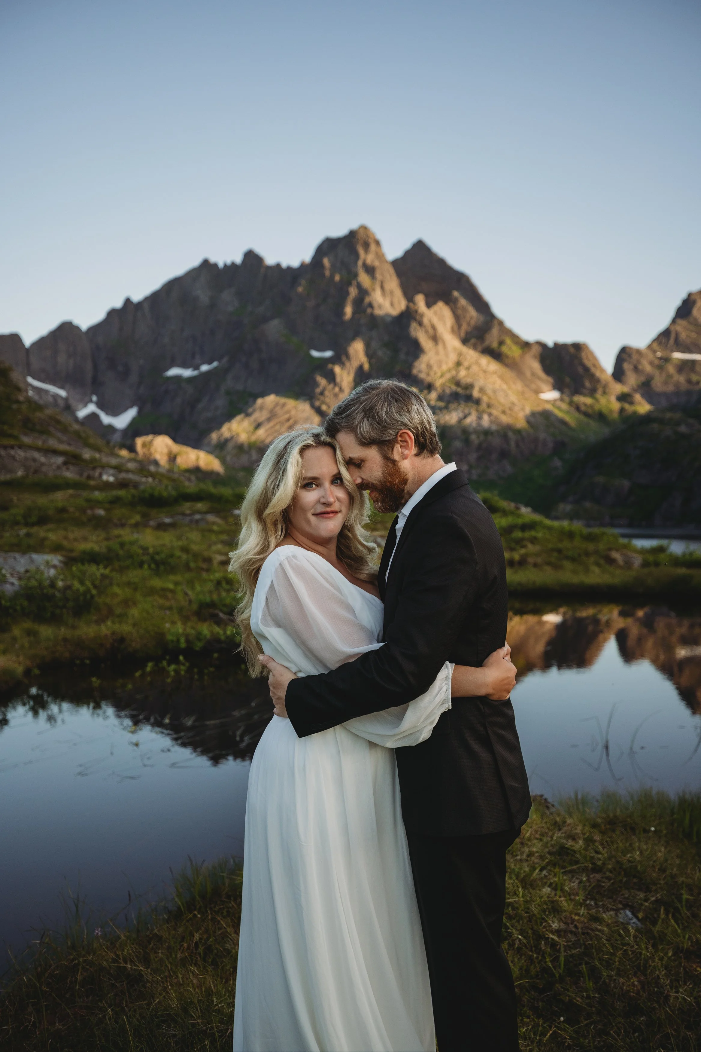 Jillian Høiberg Photography - Lofoten Midnight Sun Elopement-16.jpg