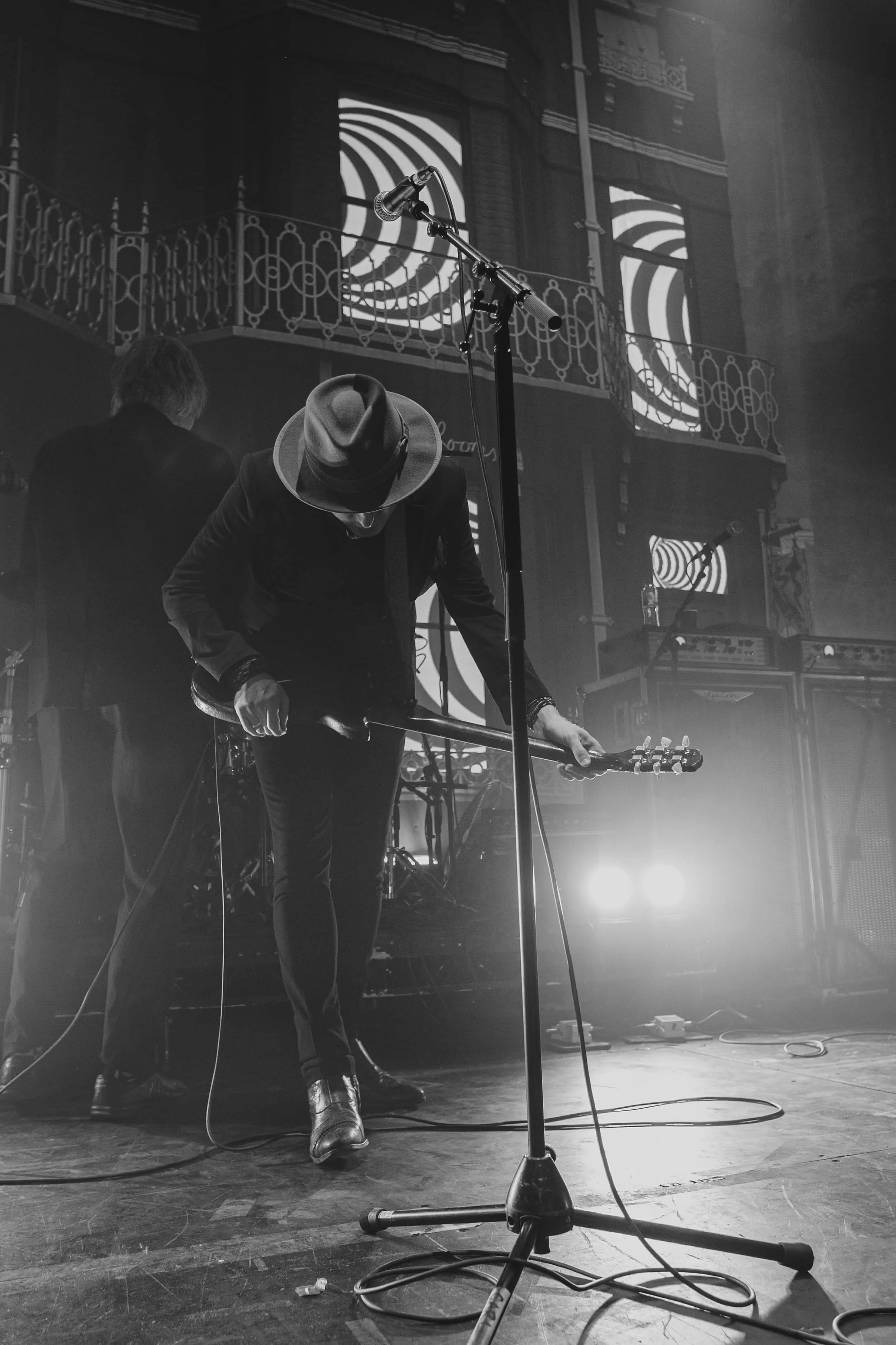 max-bianco-libertines-roundhouse-40.jpg