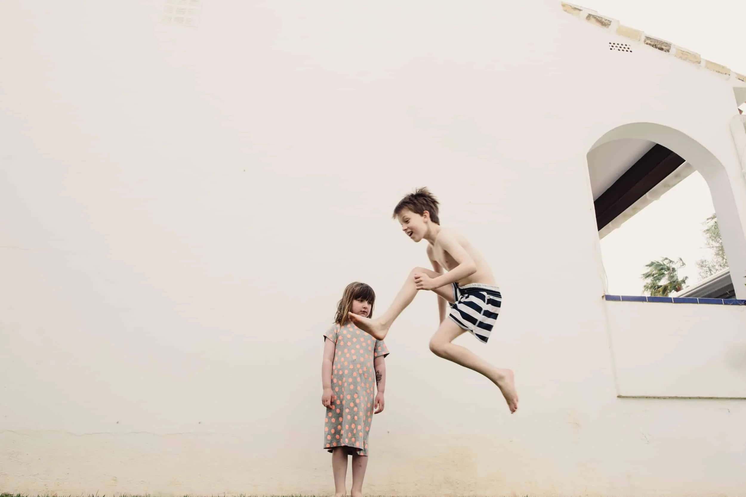lockdown-family-photo-shoots-10.jpg