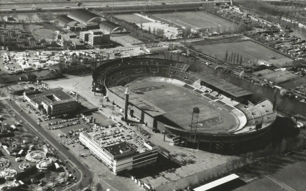 1984-luchtfotoSAA-e1603455210302.png