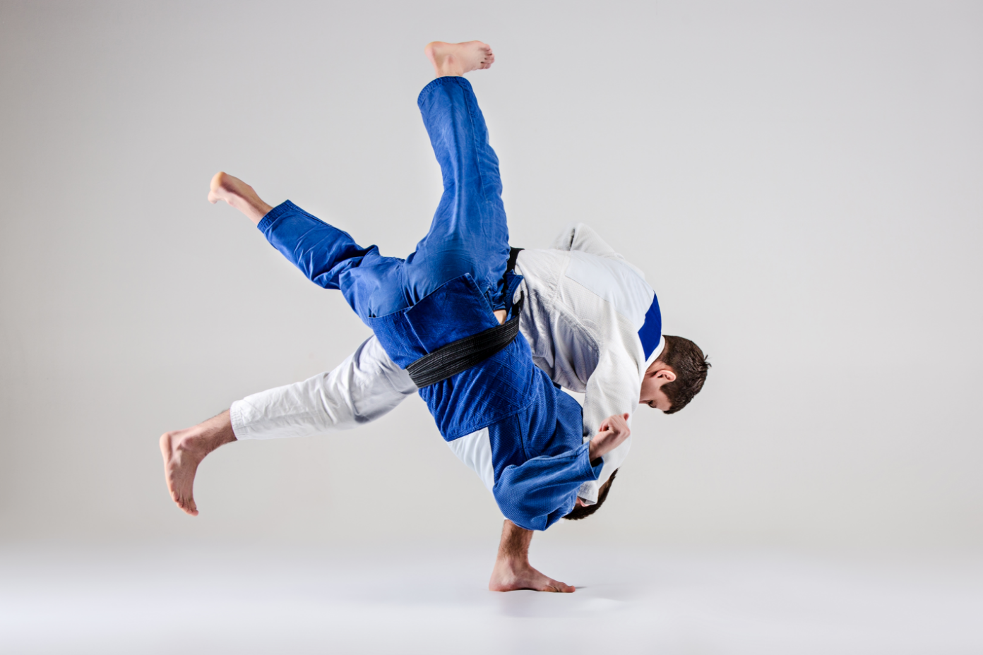 LE PARADOXE DU JUDO&nbsp;: TOMBER OU NE PAS TOMBER?