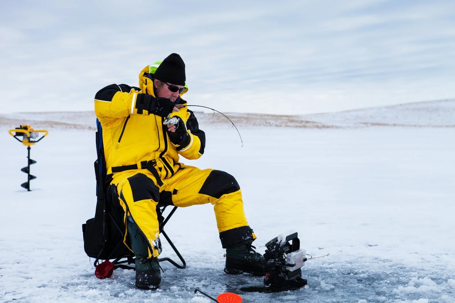 LA NOYADE N’EST PAS LE PLUS GRAND DANGER POUR LES PÊCHEURS SUR GLACE!