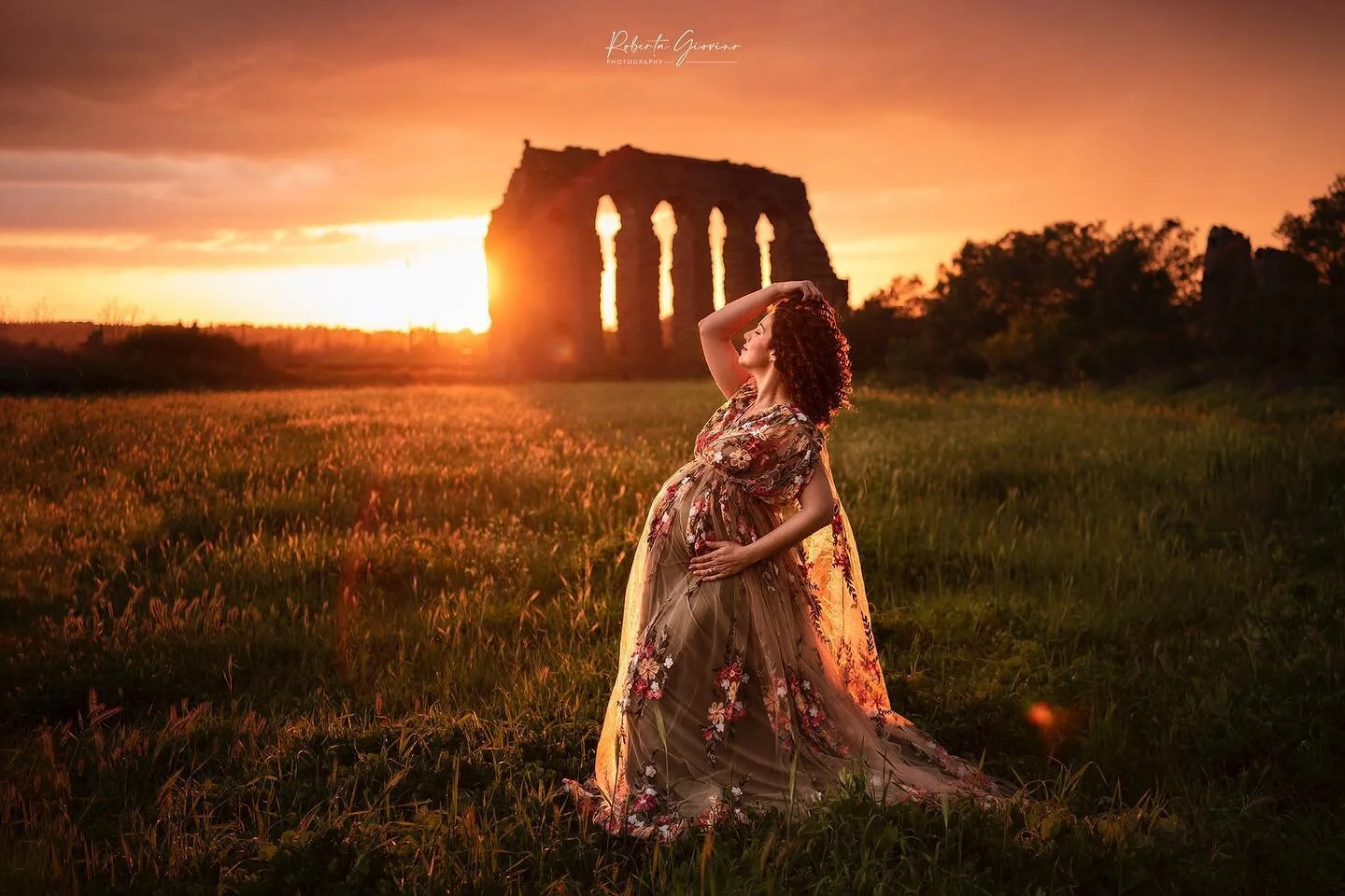 ETERNA, immensa e maestosa
Nei miei scatti migliori, quelli che sento pi&ugrave; nelle viscere, c&rsquo;&egrave; sempre una parte di te, Roma mia
Dunque buon compleanno Citt&agrave; Eterna!

Roberta Giovino, fotografa specializzata in Ritratti Fine A