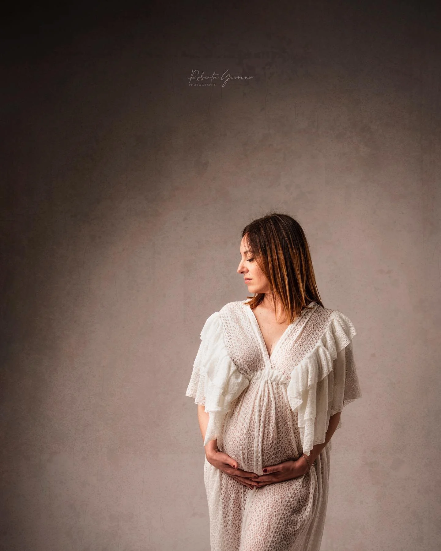 Servizio Dolce Attesa
A partire dalla 27&ordf; settimana di gravidanza
Mentre il tuo corpo cambia, non c&rsquo;&egrave; niente di meglio di una coccola che ti faccia risplendere! 

Roberta Giovino
Fotografa specializzata in Ritratti Artistici di Fami