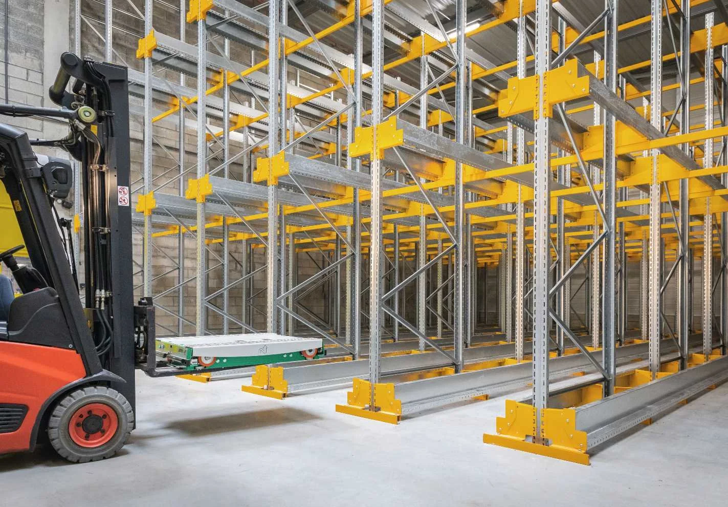 Automatisierte Shuttle System 2.jpg