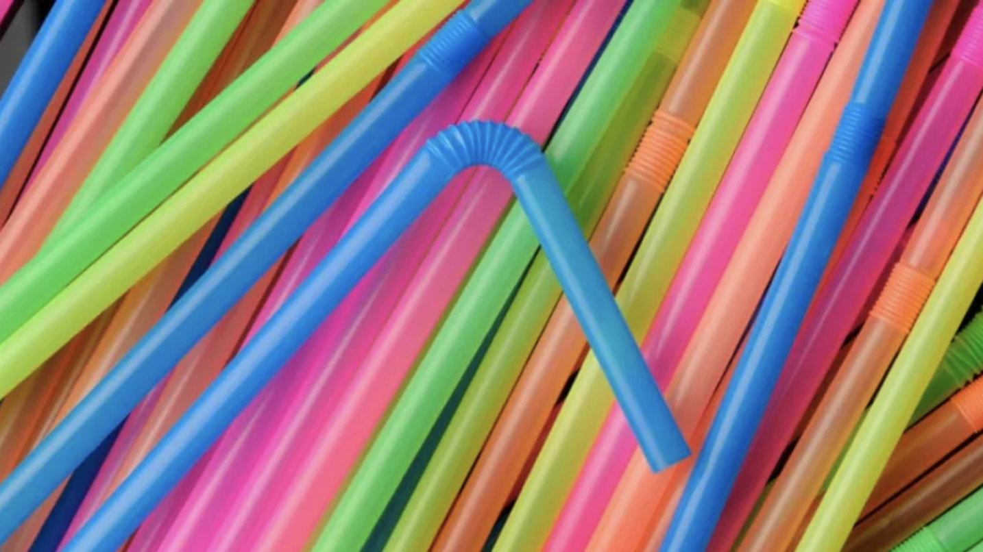 Surfrider Foundation's #StrawsSuck campaign targets Vancouver restaurants and cafés