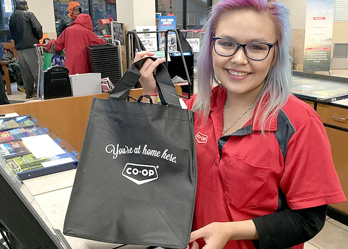 Surfrider winning war on plastic bags in Tofino
