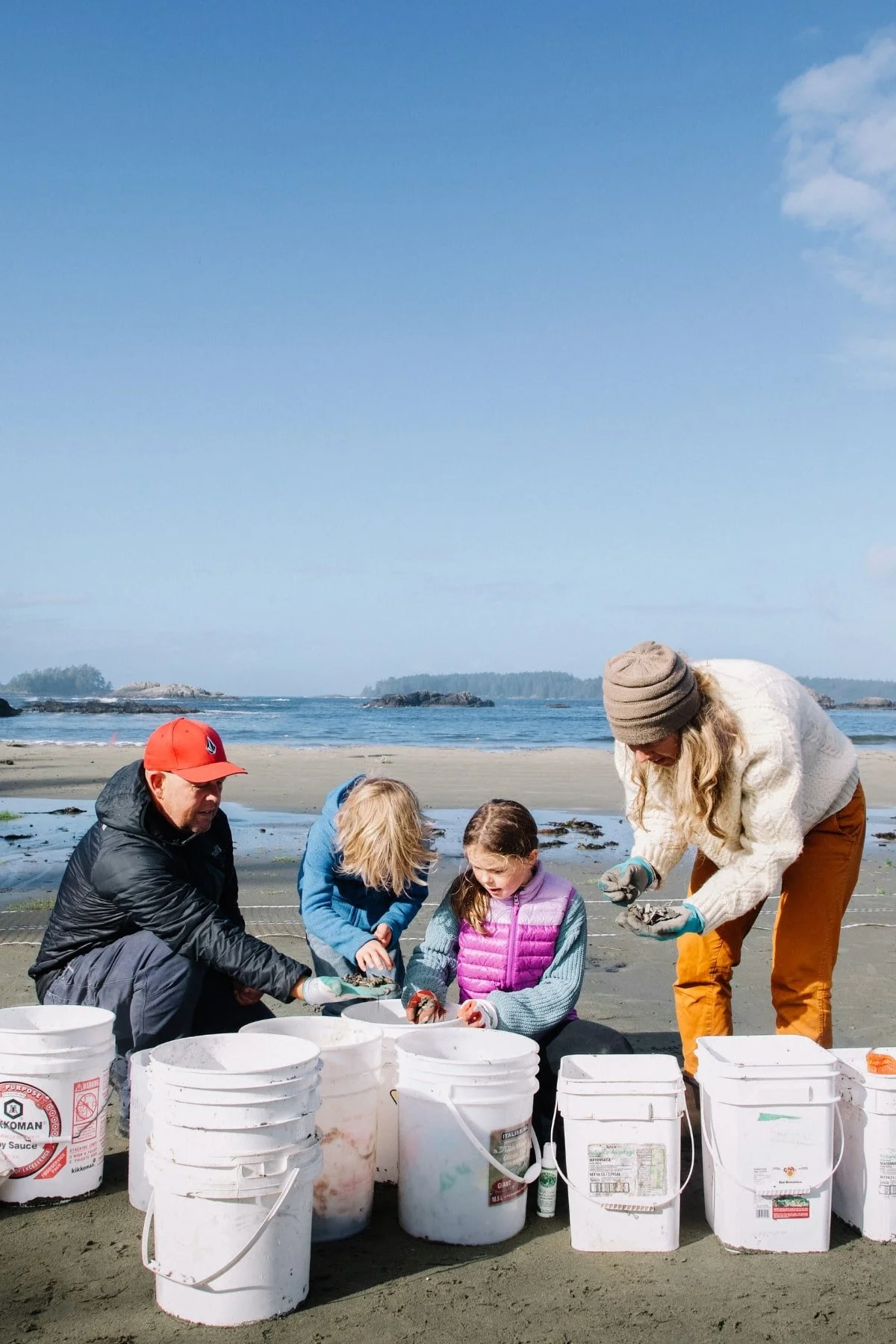Washed Up Wednesdays- Beach Clean- n̓ačiqs |First St. dock 