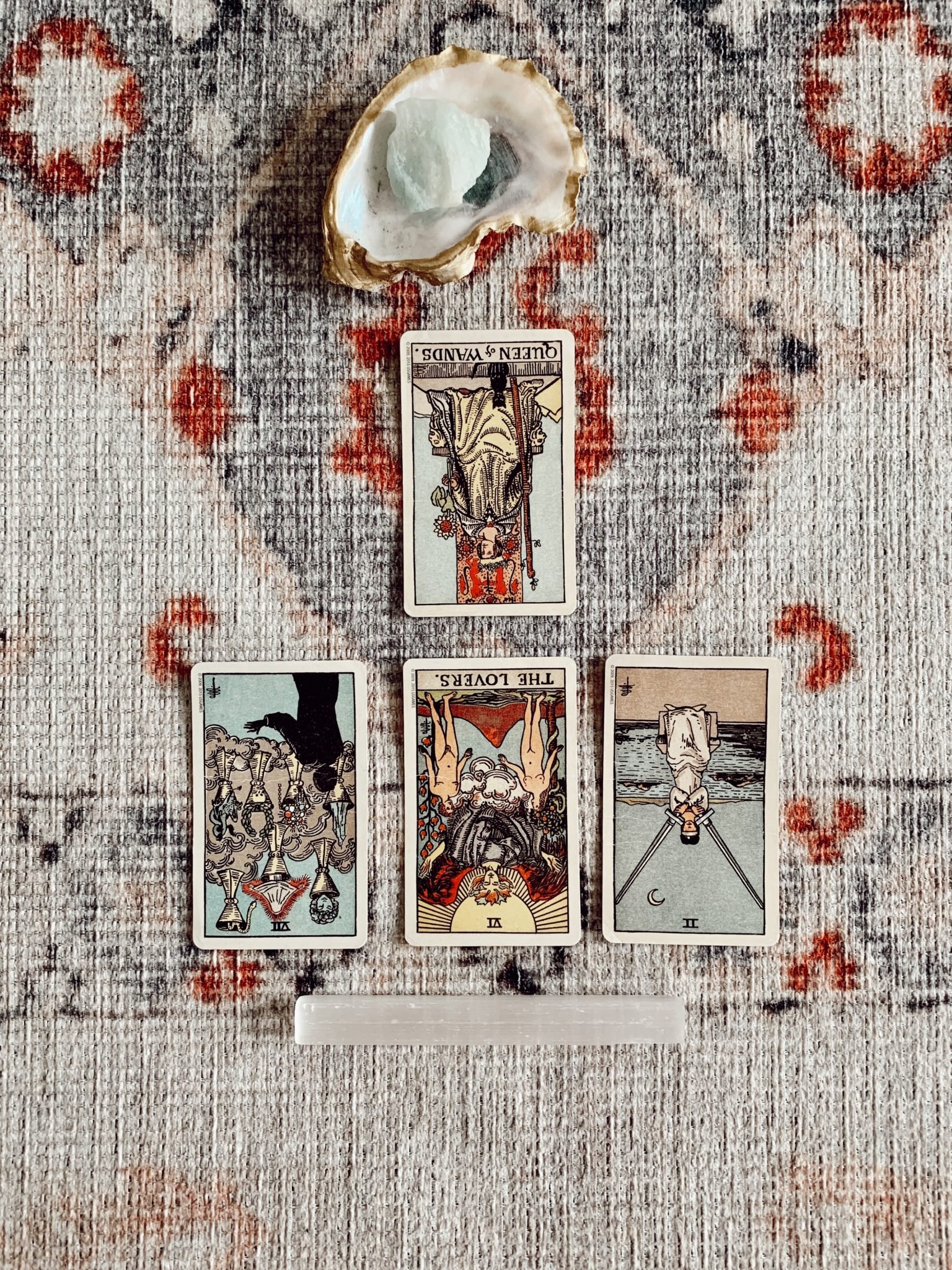 How to Read Reversed Tarot Cards — Leah Vanderveldt